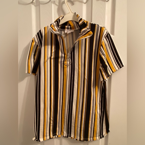 T-Shirt - Picture 1 of 1